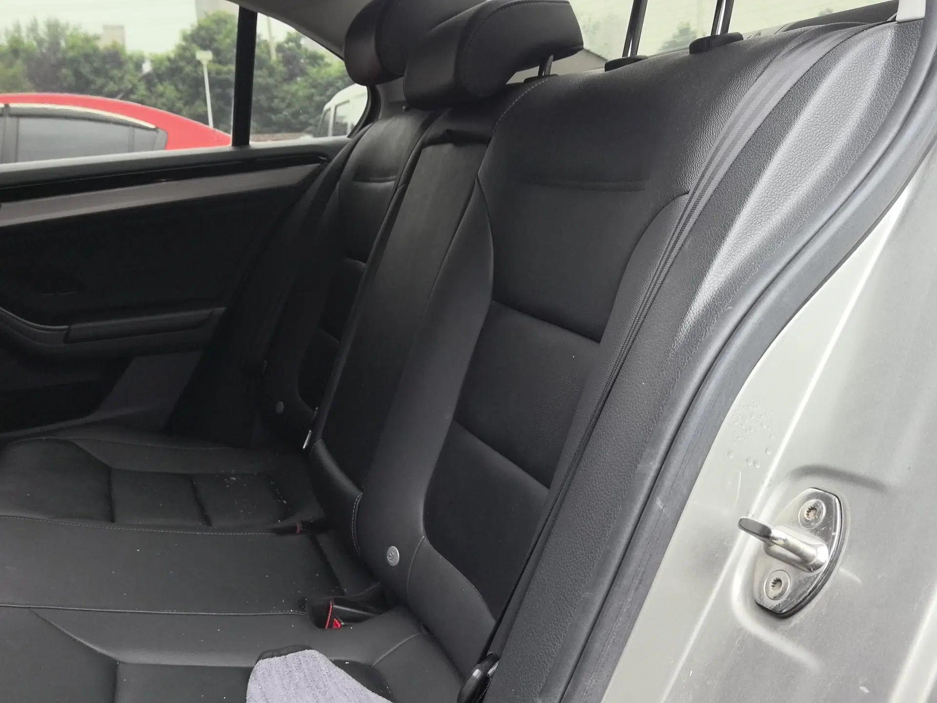 Volkswagen Sagitar 2018 180TSI DSG Prestige Edition — миниатюра 17