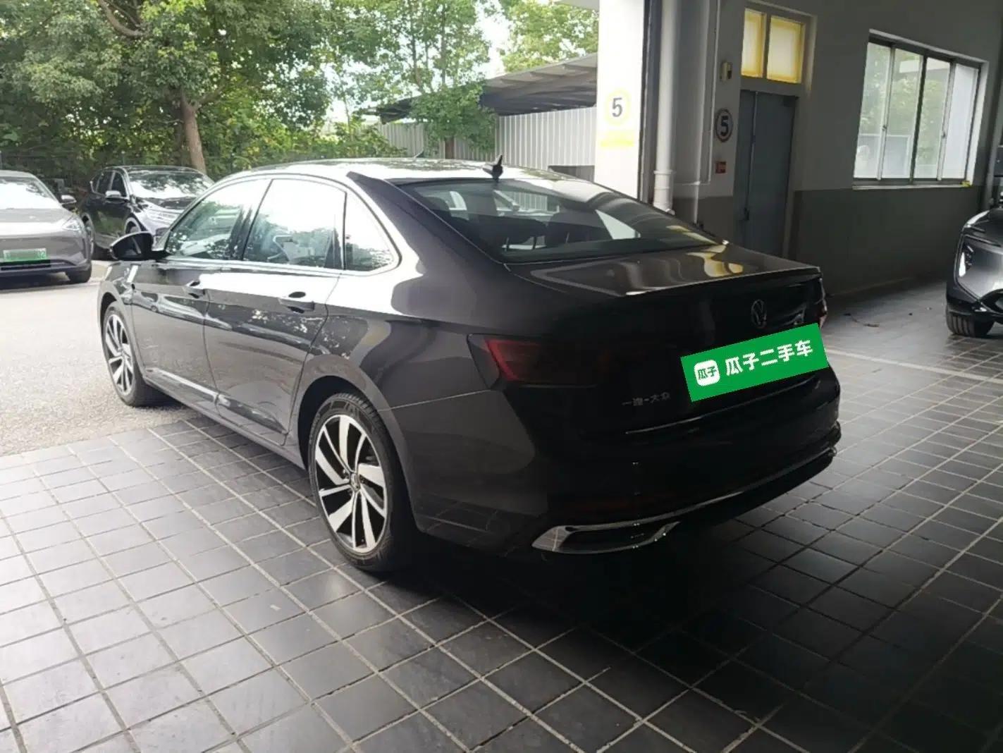 Volkswagen Sagitar 2023 300TSI DSG Excellence Edition — миниатюра 4