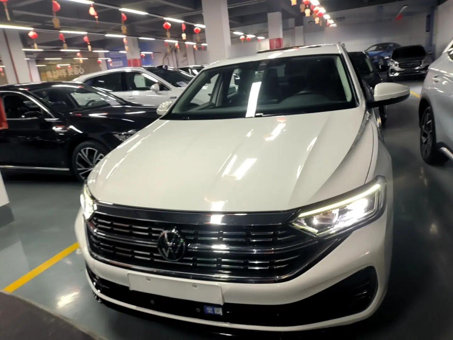 Volkswagen Sagitar 2023 300TSI DSG Excellence Edition — миниатюра 2