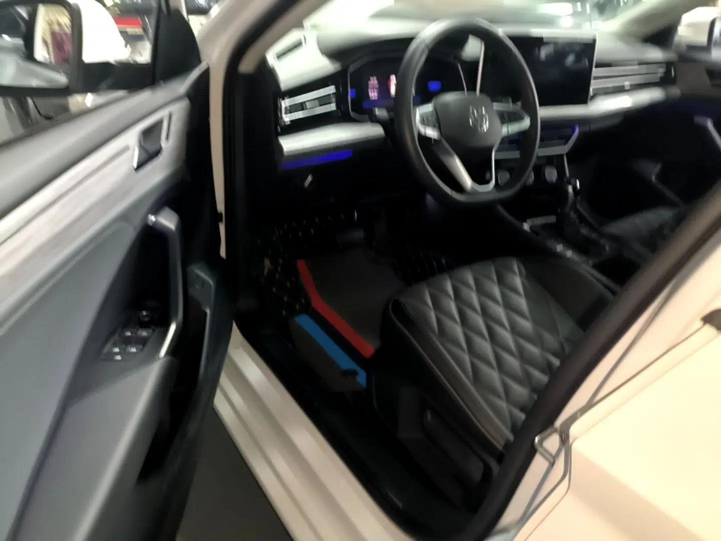Volkswagen Sagitar 2023 300TSI DSG Excellence Edition — миниатюра 18