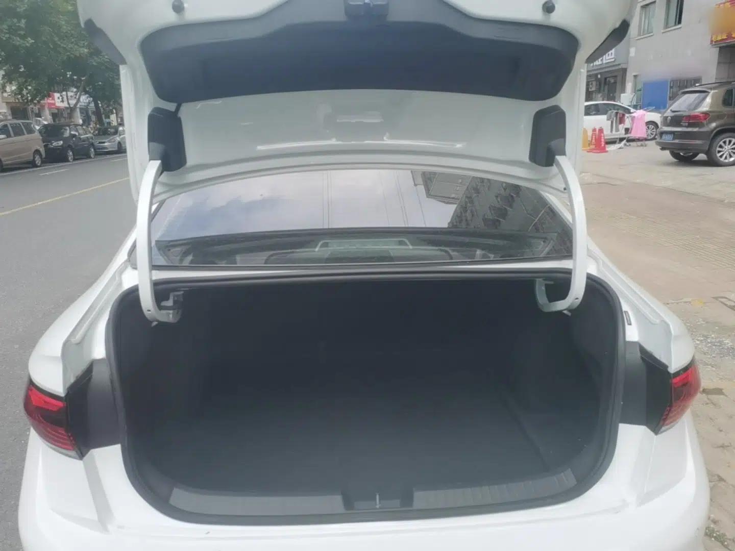 Volkswagen Sagitar 2024 300TSI DSG Excellence Edition — миниатюра 27