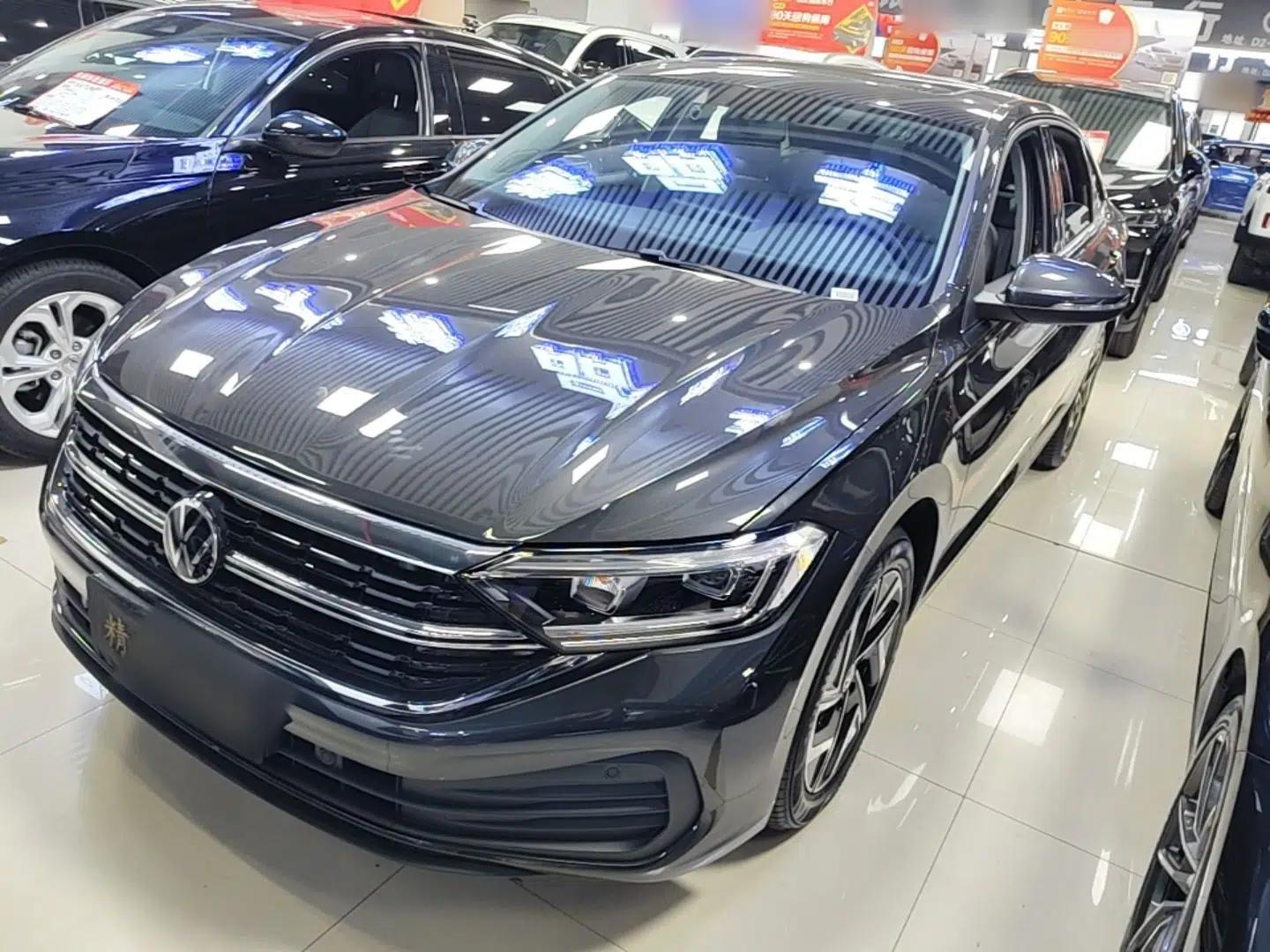 Volkswagen Sagitar 2026 Model 30 Million Units Selected 300TSI DSG Surpassing Edition — миниатюра 1