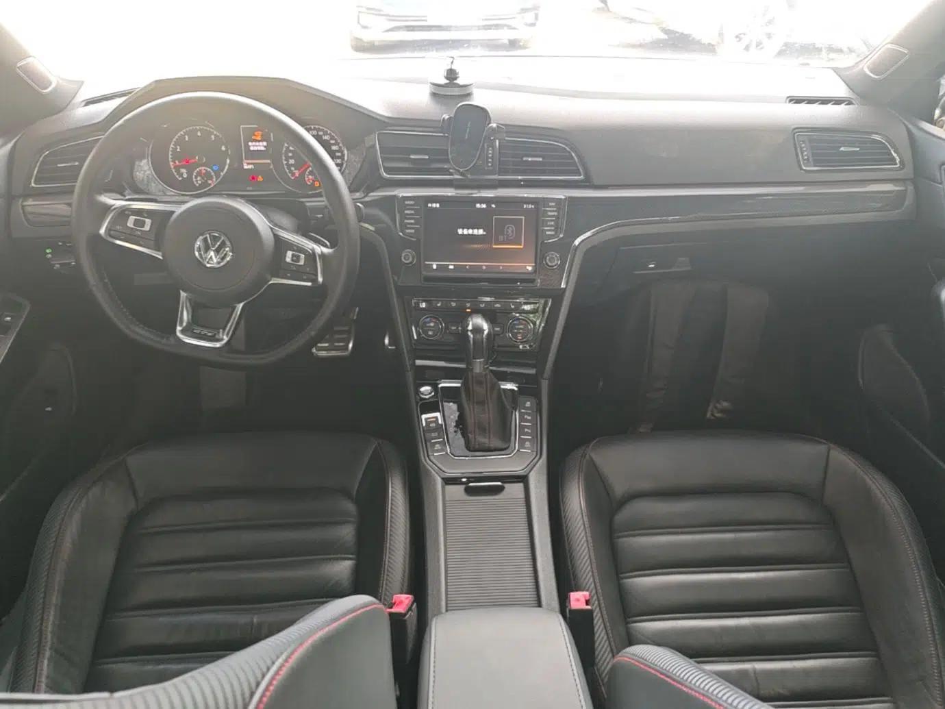 Volkswagen Lamando 2017 2.0T GTS — миниатюра 12