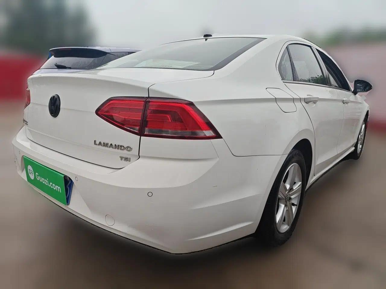 Volkswagen Lamando 2017 230TSI DSG Fashion Edition — миниатюра 6