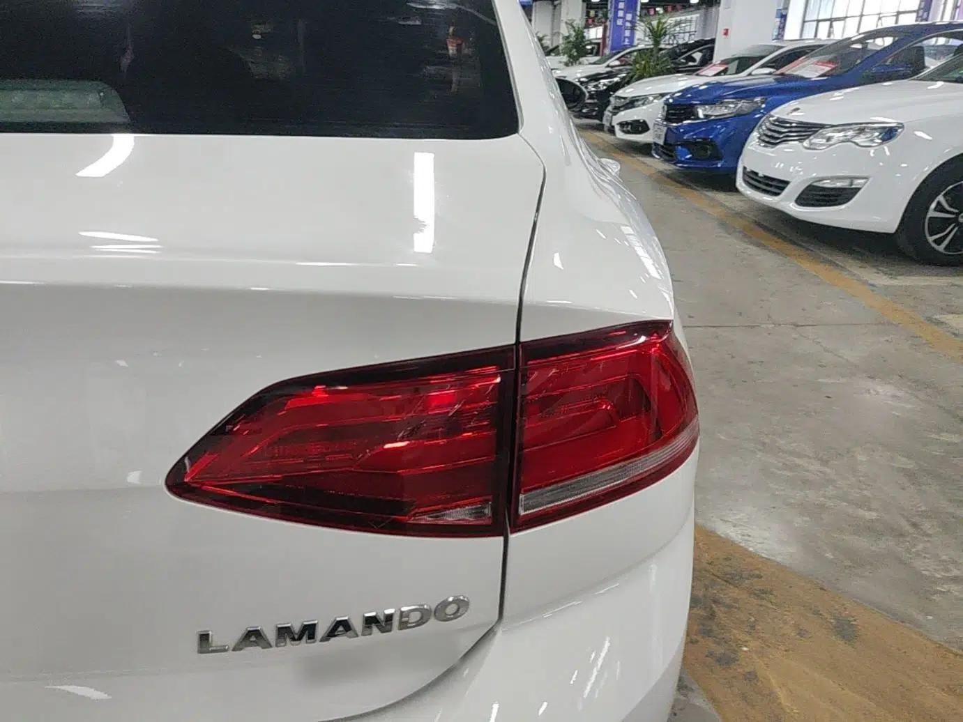 Volkswagen Lamando 2018 230TSI DSG Fashion Edition — миниатюра 14