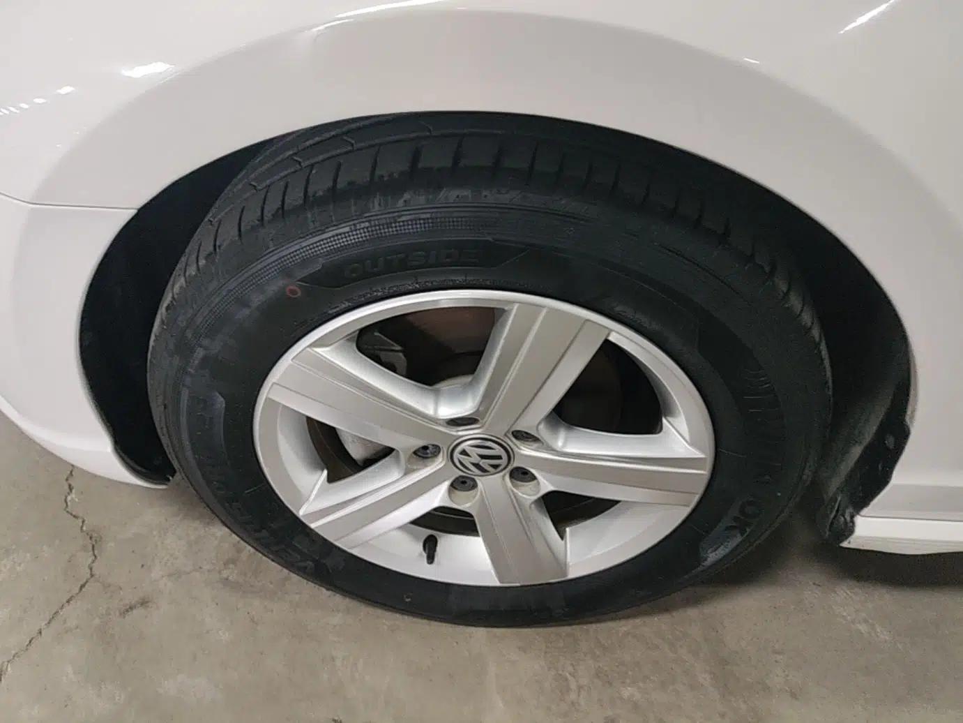 Volkswagen Lamando 2018 230TSI DSG Fashion Edition — миниатюра 15