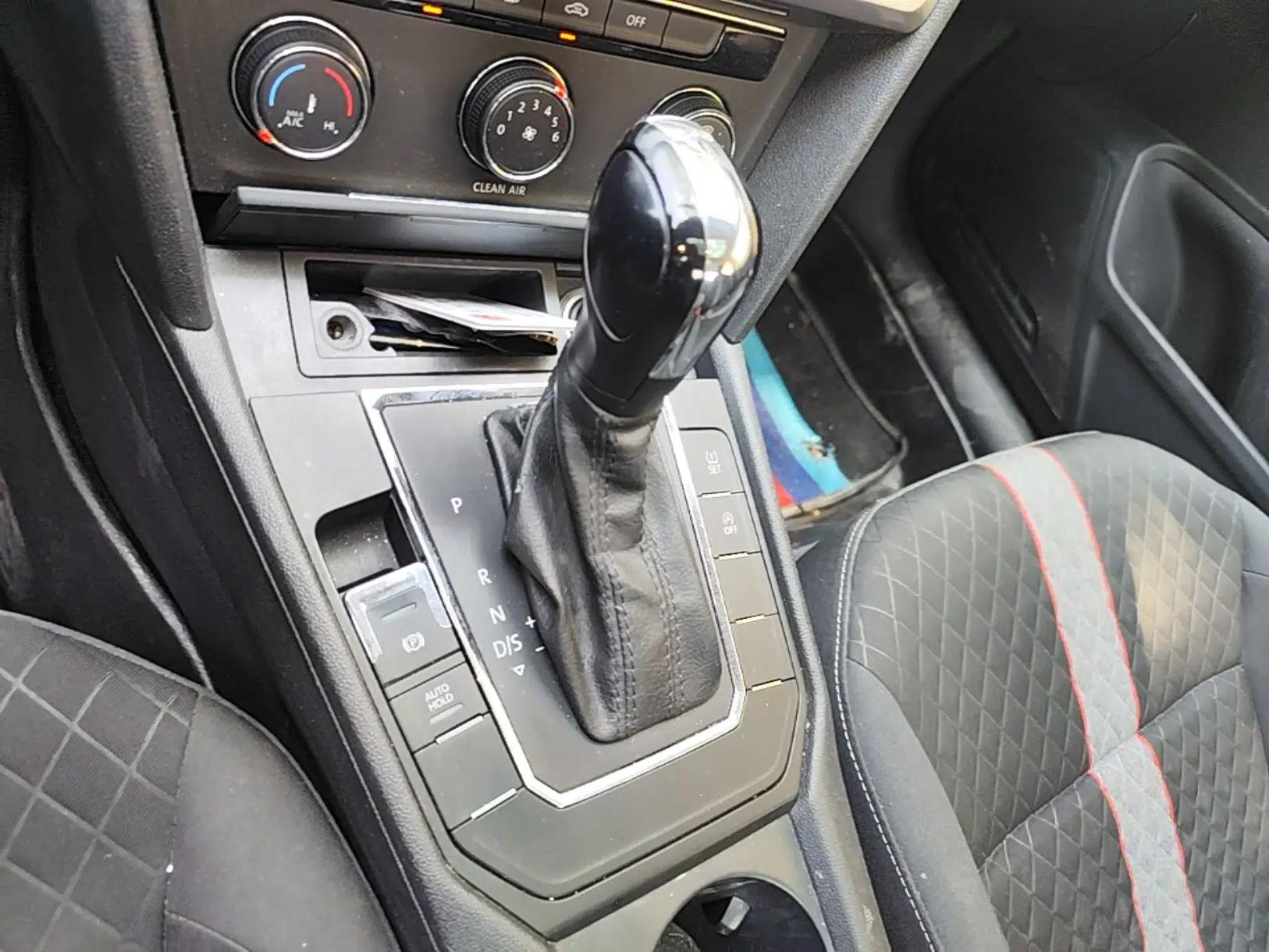 Volkswagen Lamando 2019 230TSI DSG Fashion Edition China V Standard — миниатюра 22