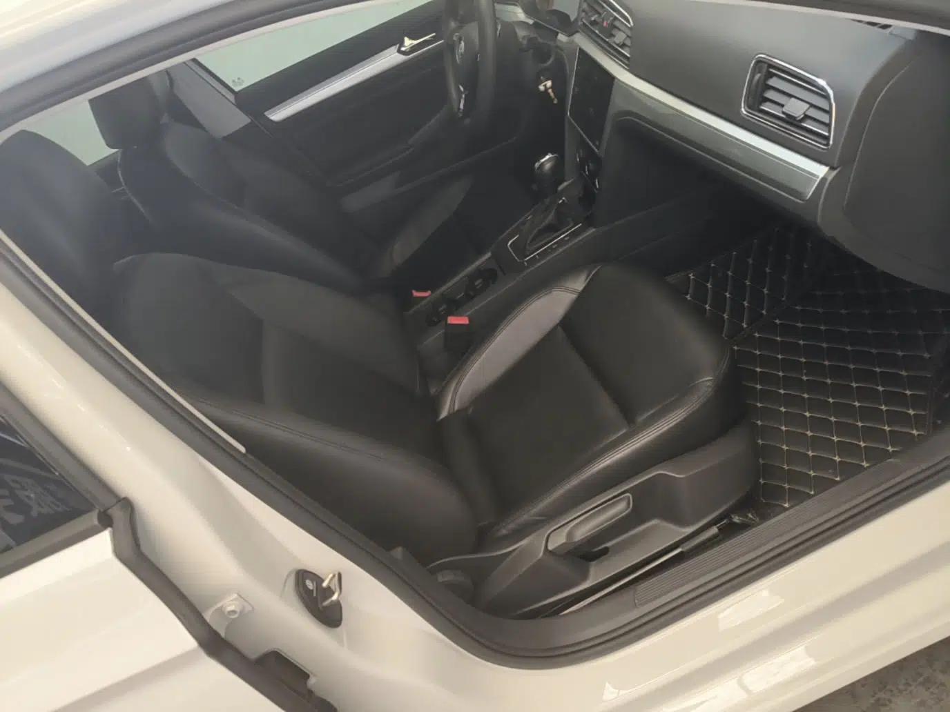 Volkswagen Lamando 2021 230TSI DSG Fashion Edition — миниатюра 19