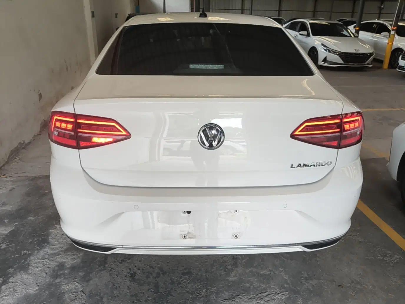 Volkswagen Lamando 2021 230TSI DSG Fashion Edition — миниатюра 5