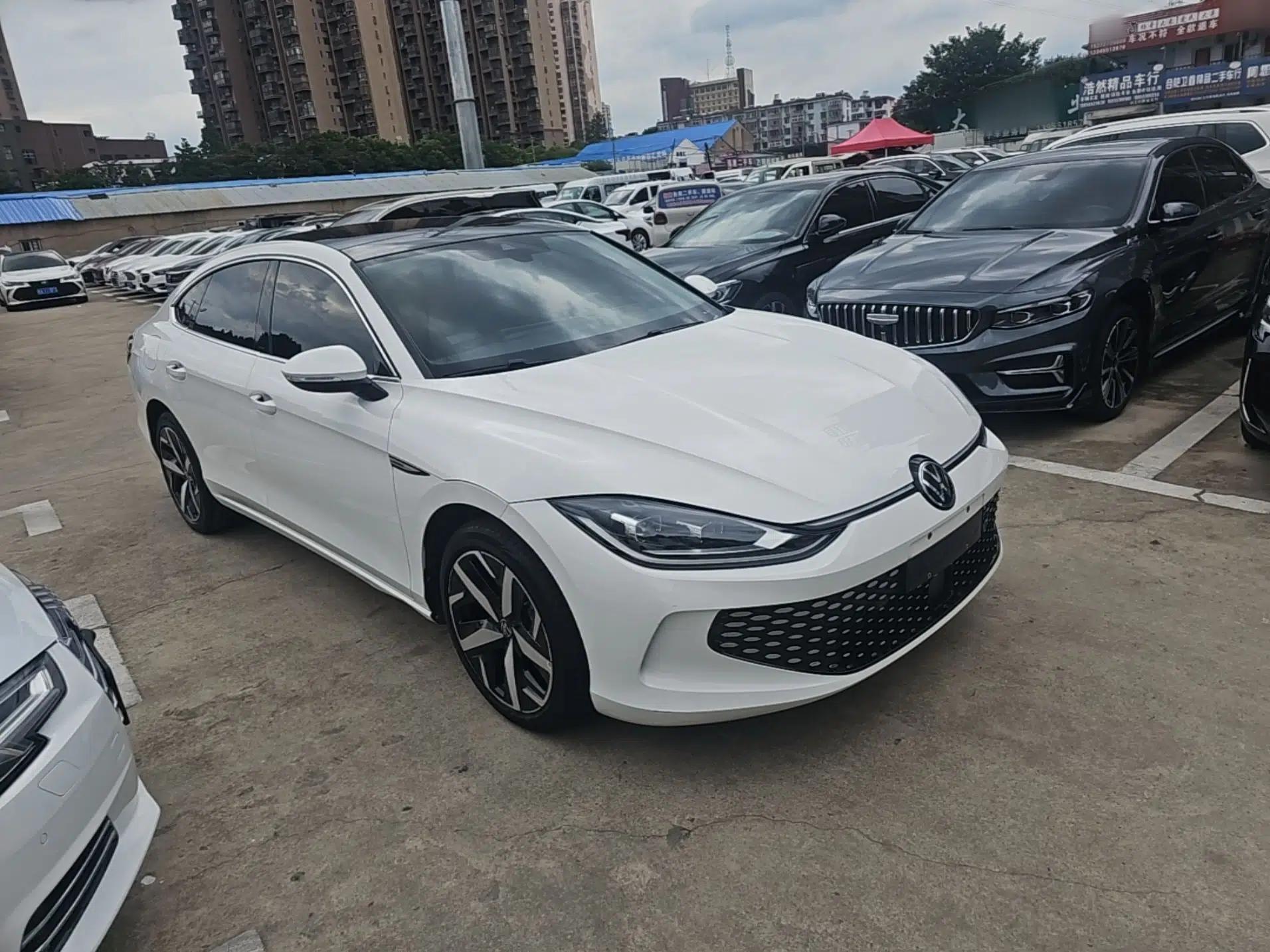 Volkswagen Lamando 2022 Lavida L 280TSI DSG Cool & Spicy Edition — миниатюра 3