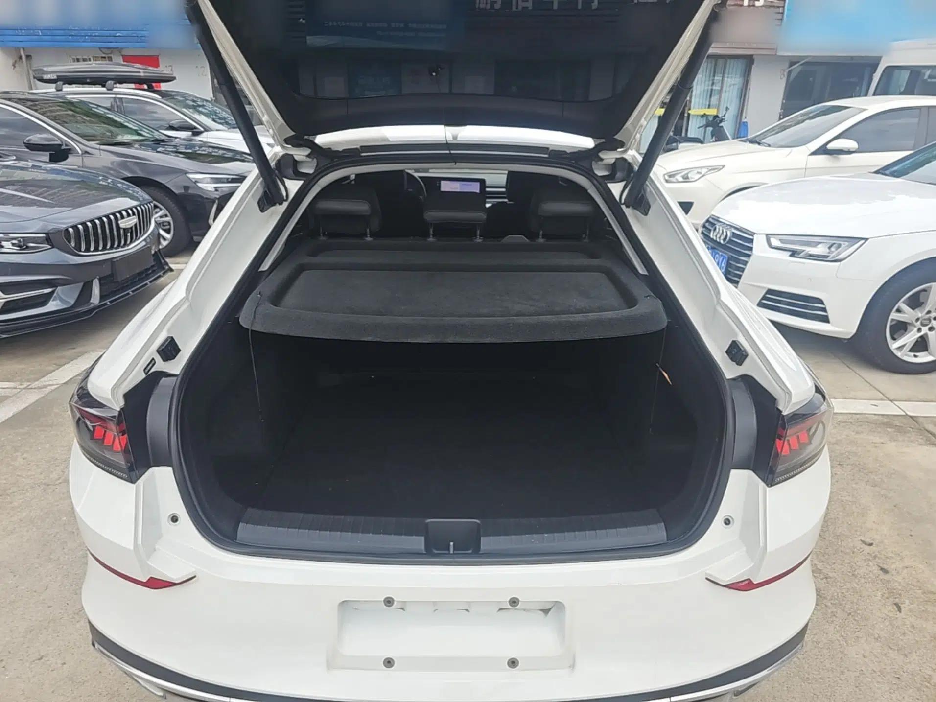 Volkswagen Lamando 2022 Lavida L 280TSI DSG Cool & Spicy Edition — миниатюра 22