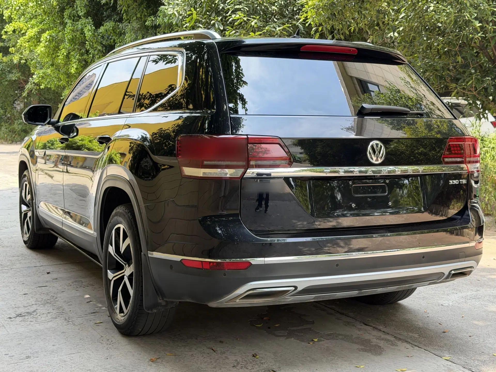 Volkswagen Teramont 2017 330TSI Two-Wheel-Drive Luxury Edition — миниатюра 17