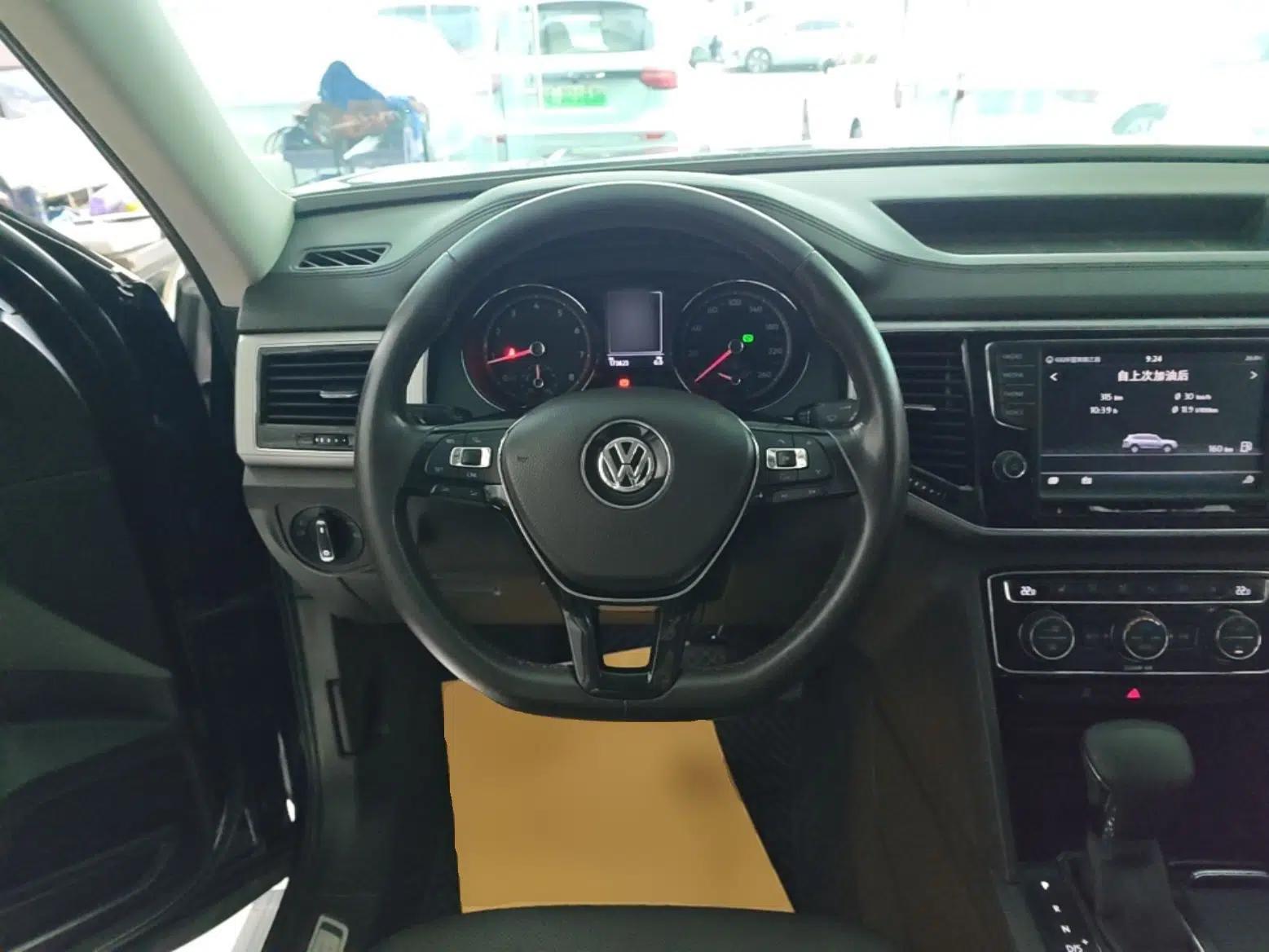 Volkswagen Teramont 2017 330TSI Two-Wheel-Drive Luxury Edition — миниатюра 20