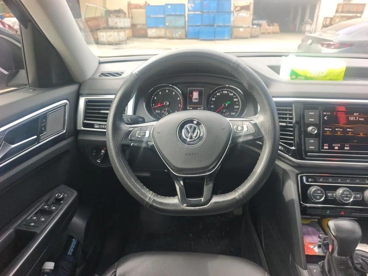 Volkswagen Teramont 2019 380TSI Four-Wheel Drive Luxury Version China V Standard — миниатюра 10