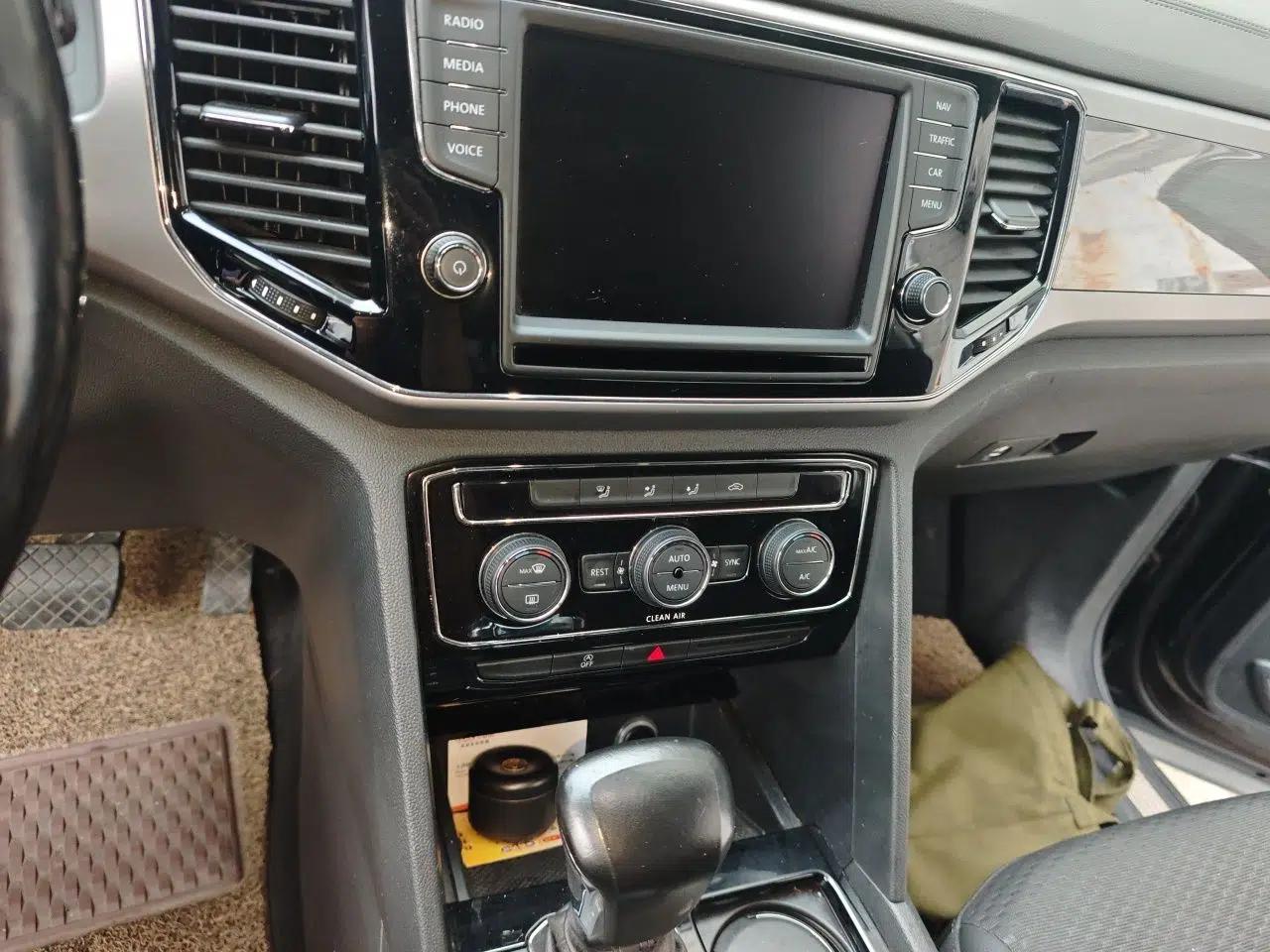 Volkswagen Teramont 2017 380TSI Four-Wheel Drive Comfort Edition — миниатюра 13
