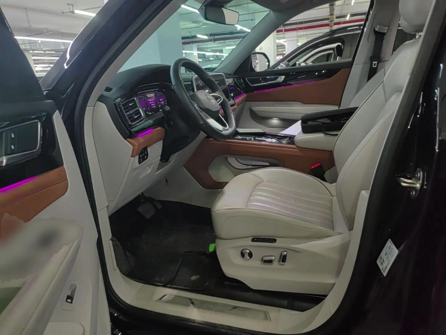 Volkswagen Teramont 2023 380TSI Four-Wheel Drive Luxury Edition — миниатюра 17