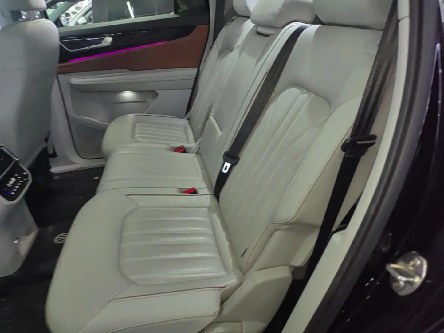 Volkswagen Teramont 2023 380TSI Four-Wheel Drive Luxury Edition — миниатюра 20