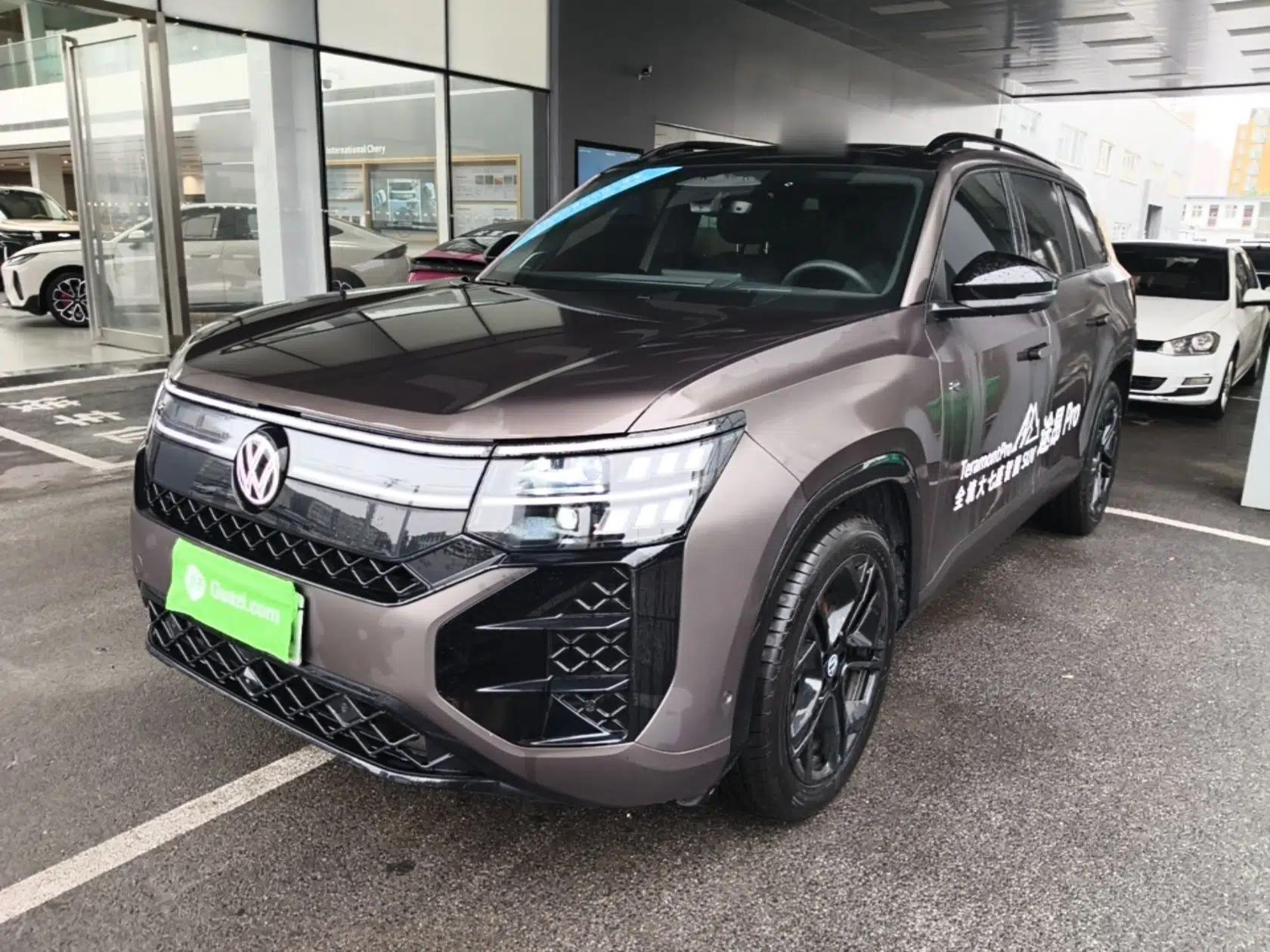 Volkswagen Teramont 2025 Tiguan Pro 450TSI Four-Wheel Drive Summit Edition — миниатюра 1