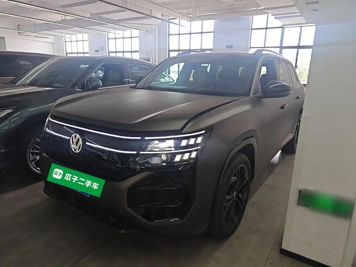 Volkswagen Teramont 2025 Tiguan Pro 450TSI Four-Wheel Drive Summit Edition — миниатюра 1
