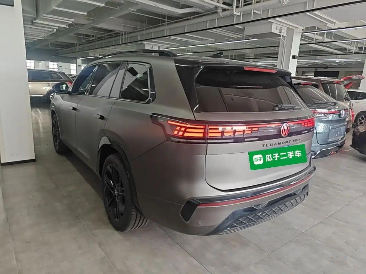Volkswagen Teramont 2025 Tiguan Pro 450TSI Four-Wheel Drive Summit Edition — миниатюра 4
