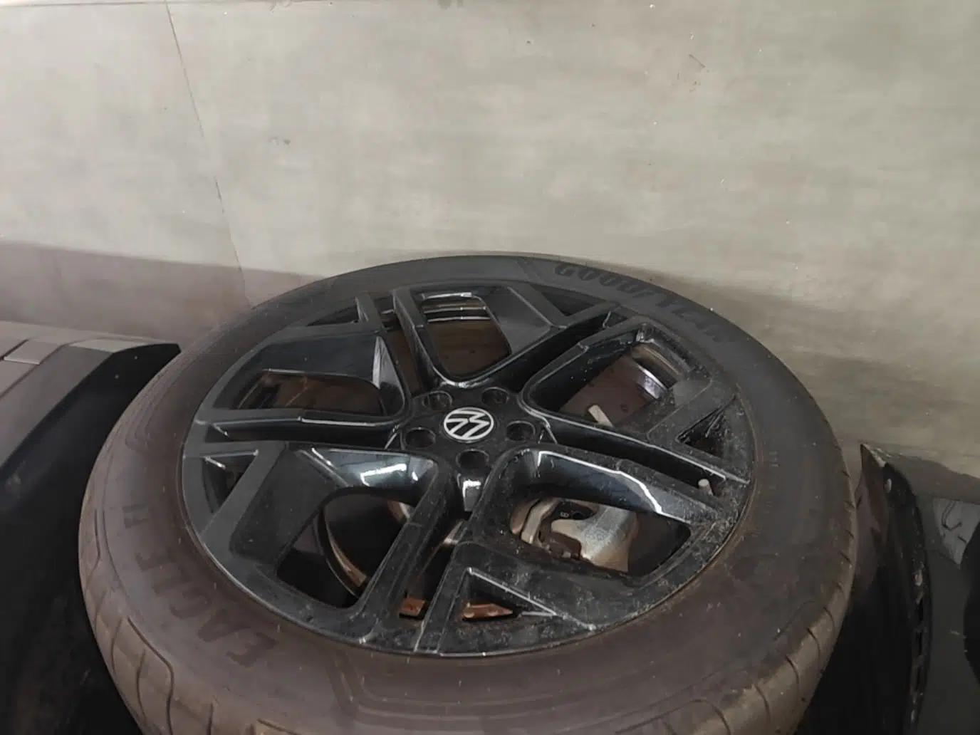 Volkswagen Teramont 2025 Tiguan Pro 450TSI Four-Wheel Drive Summit Edition — миниатюра 10