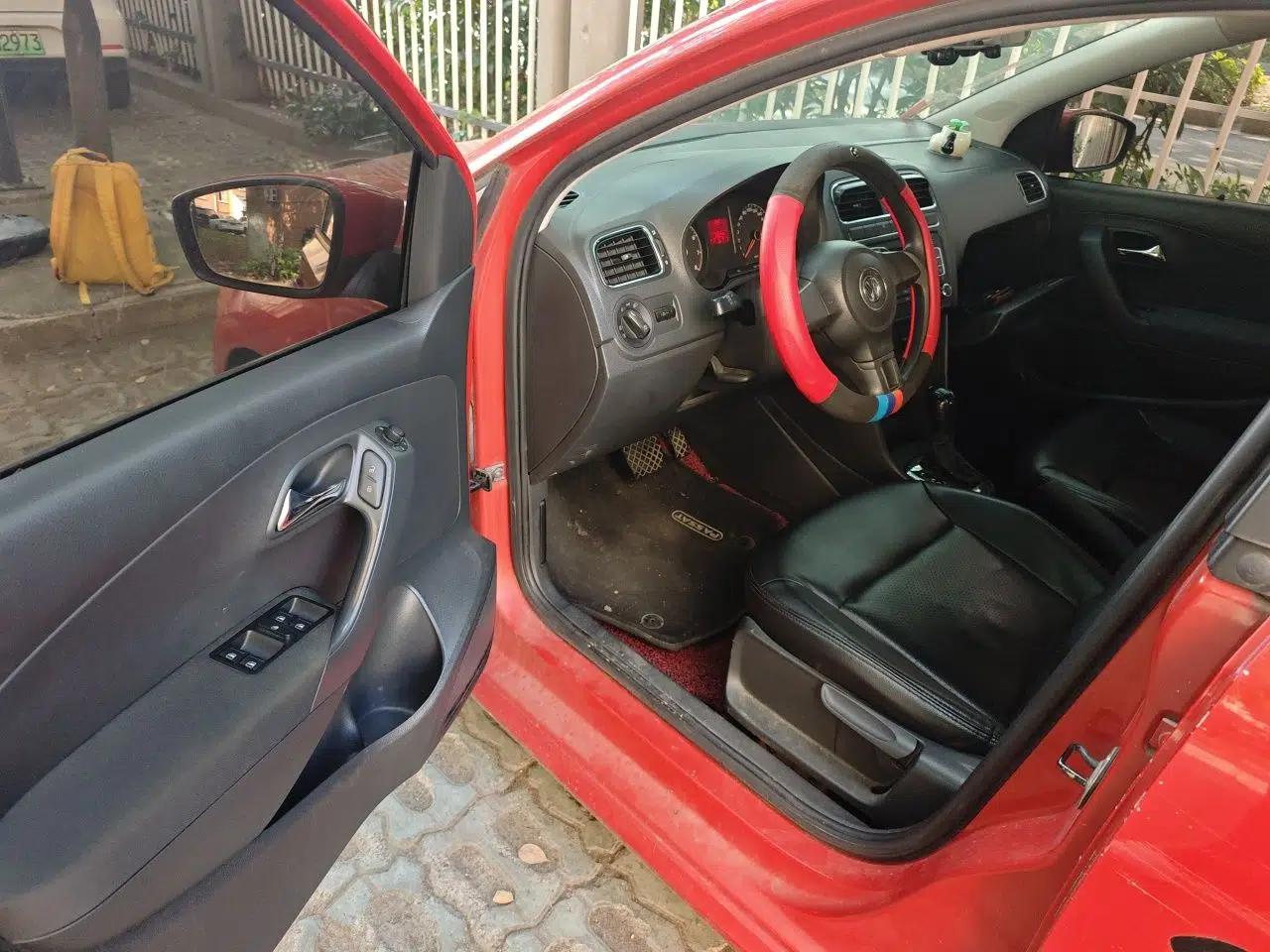 Volkswagen Polo 2011 1.6L Automatic ZhiShang Version — миниатюра 16