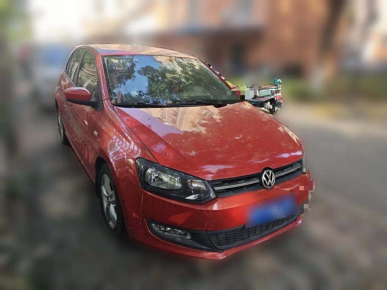Volkswagen Polo 2011 1.6L Automatic ZhiShang Version — миниатюра 3