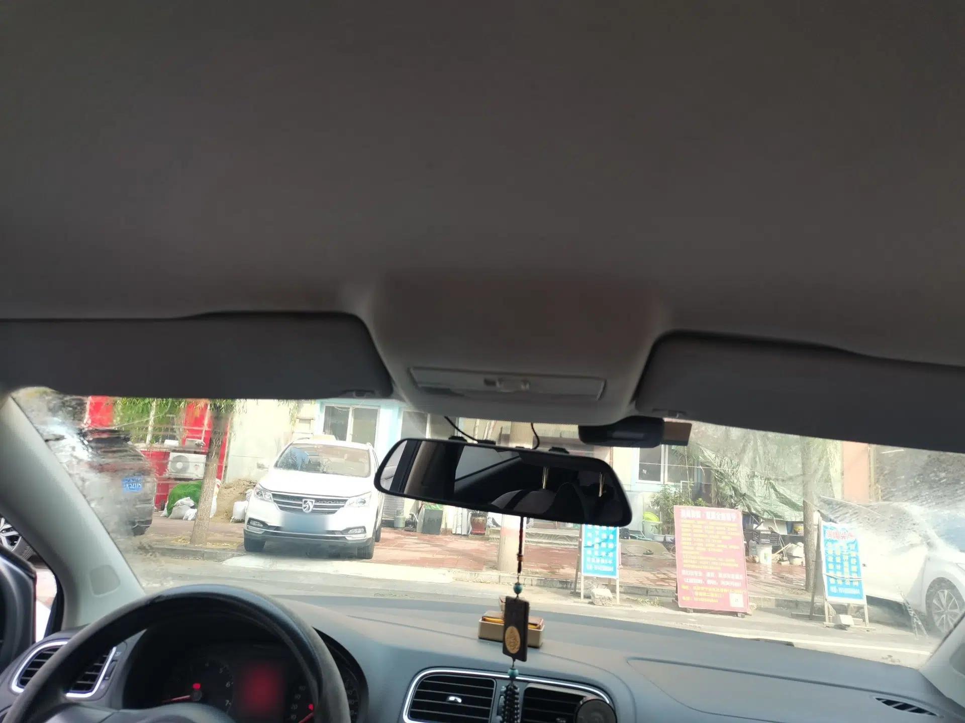Volkswagen Polo 2013 1.4L Manual Comfort Edition — миниатюра 18