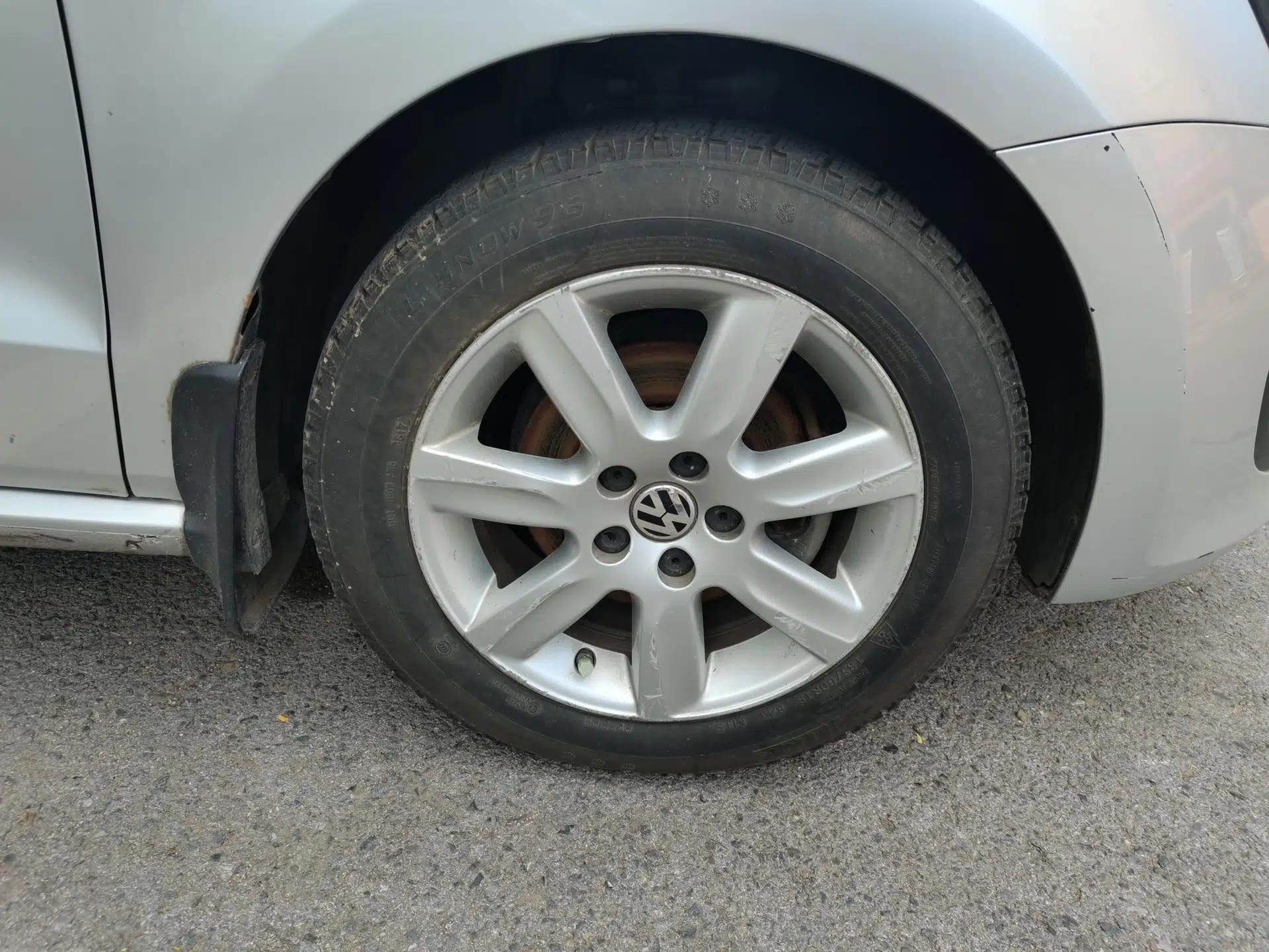 Volkswagen Polo 2013 1.4L Manual Comfort Edition — миниатюра 8
