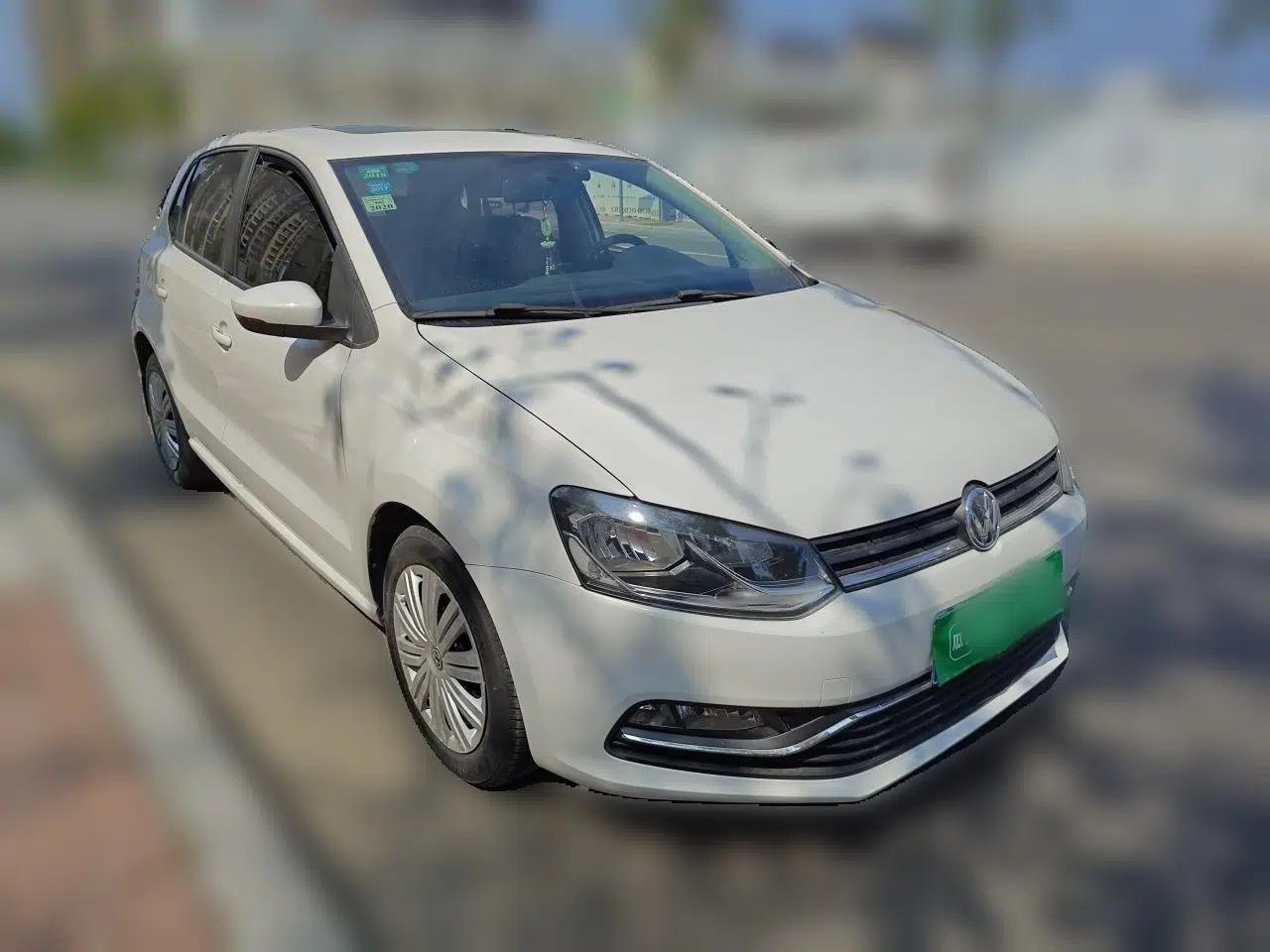 Volkswagen Polo 2016 1.6L Automatic Comfort Model — миниатюра 3