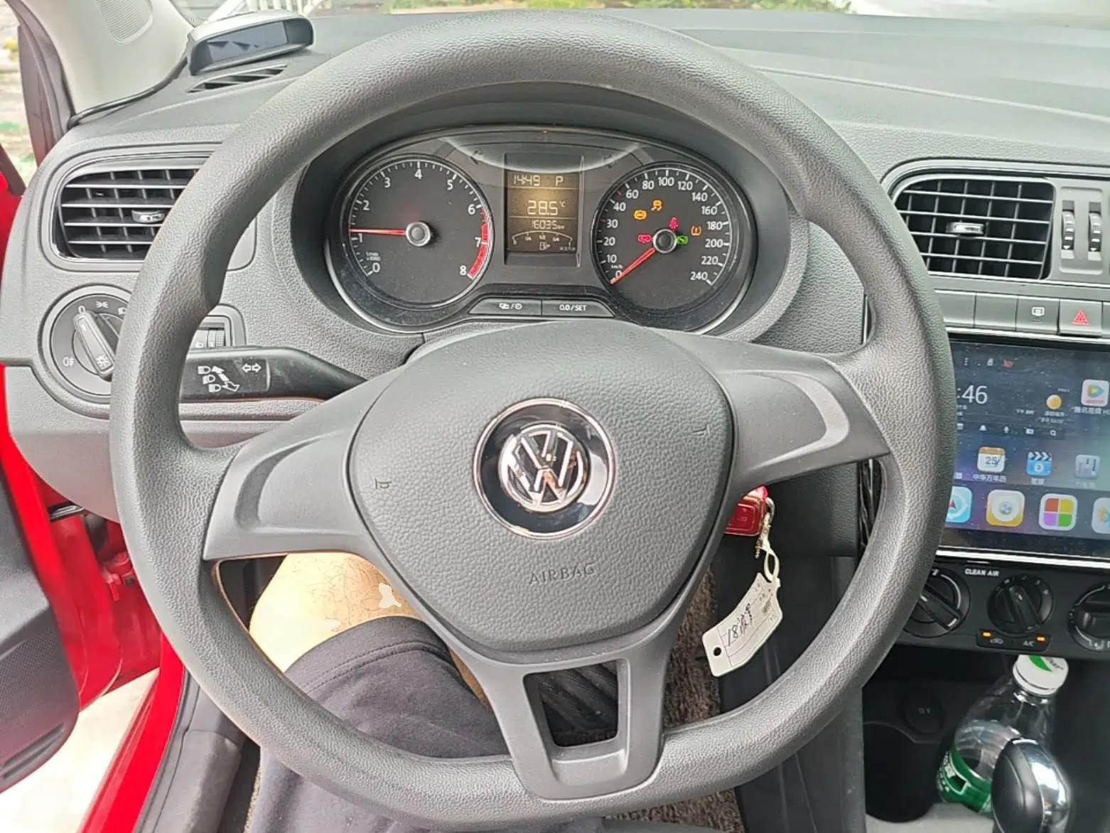 Volkswagen Polo 2018 1.5L Automatic Advanced Driving Model — миниатюра 13