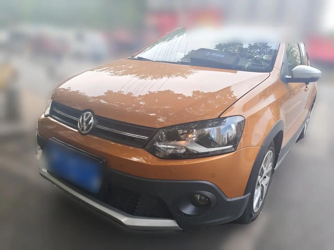 Volkswagen Polo 2014 1.6L Cross Polo Automatic — миниатюра 1