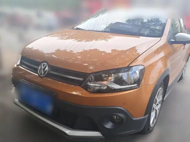 Volkswagen Polo 2014 1.6L Cross Polo Automatic