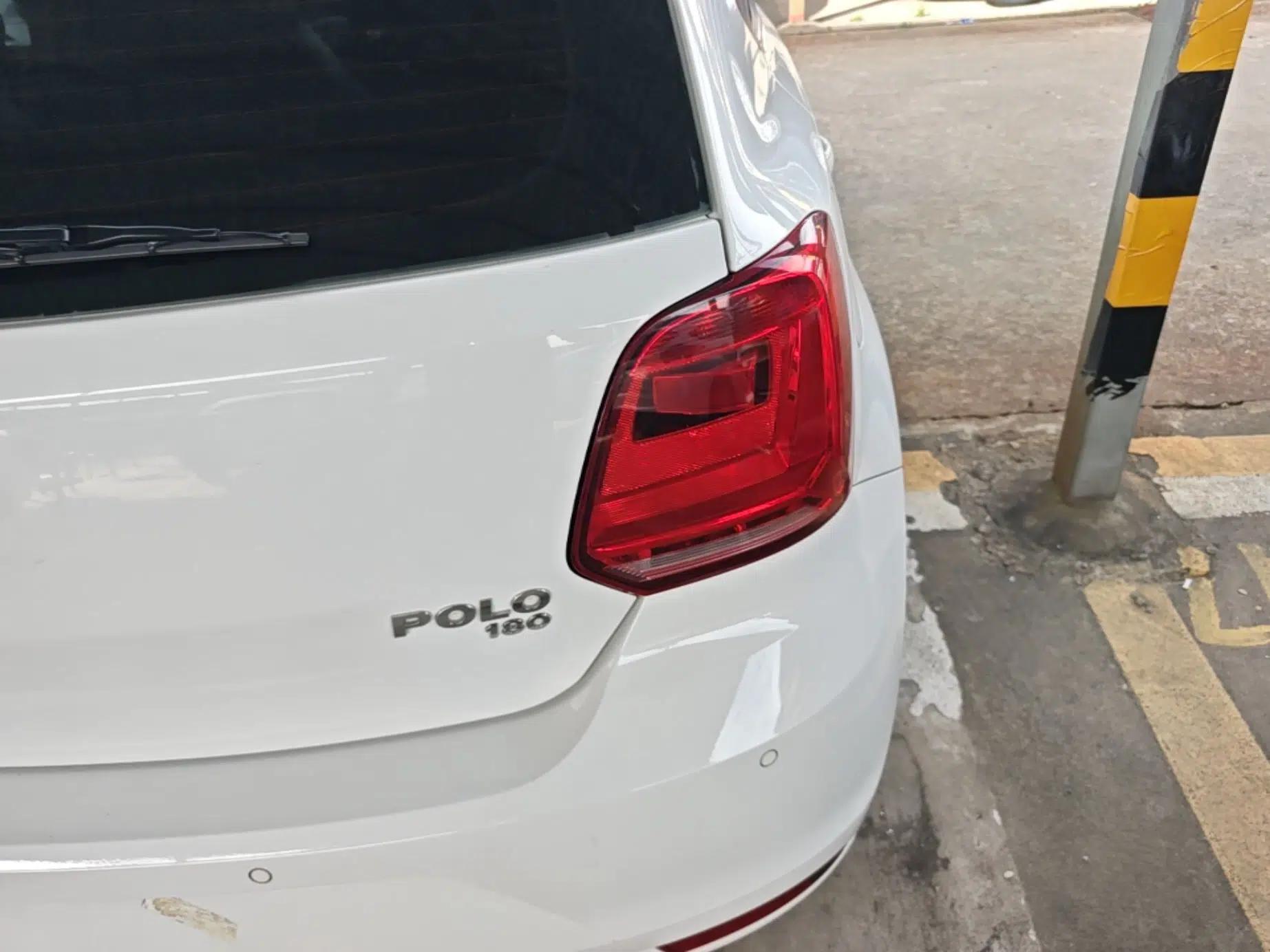 Volkswagen Polo 2016 1.6L Automatic Comfort Model — миниатюра 9