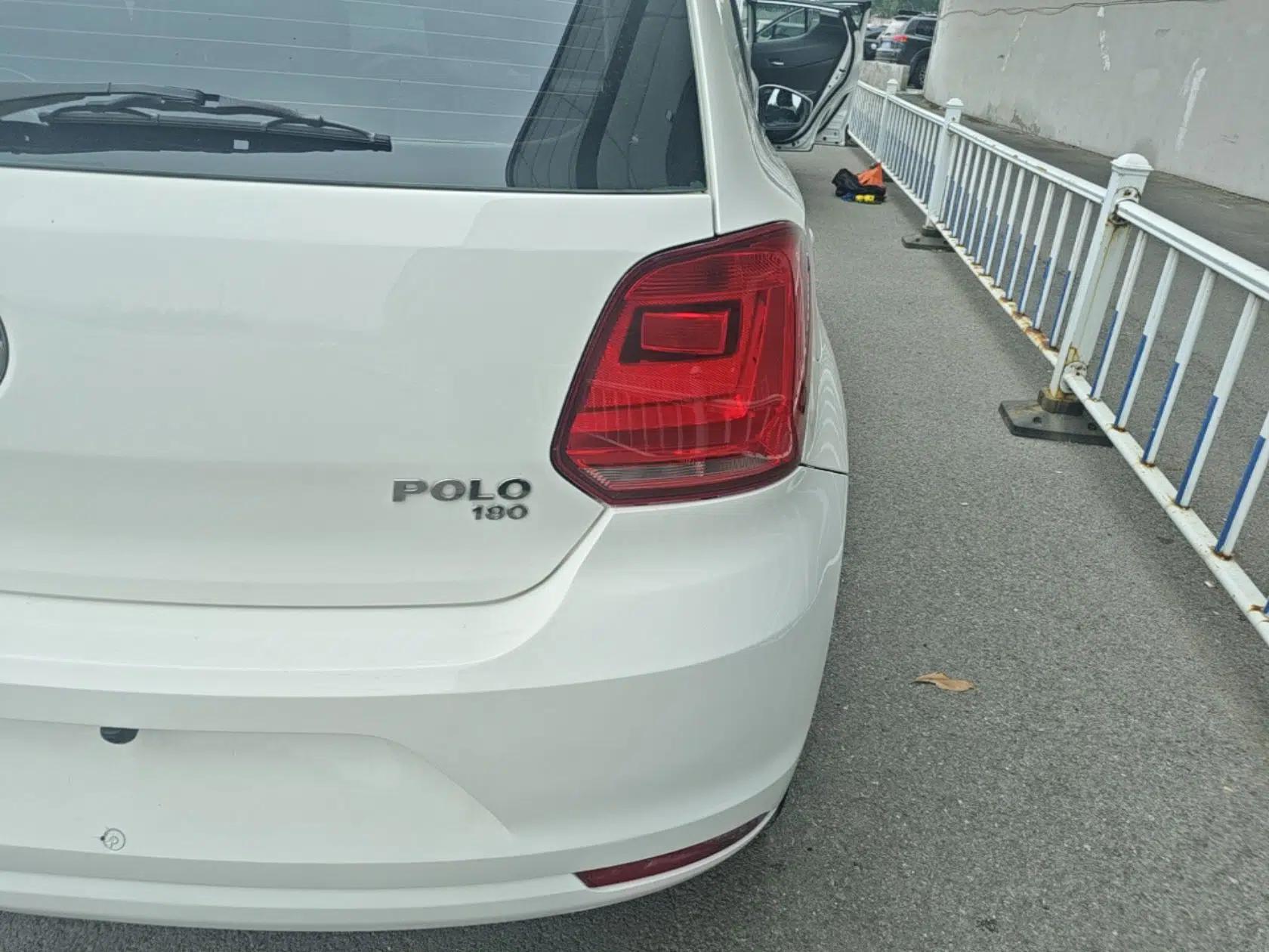 Volkswagen Polo 2018 1.5L Automatic Advanced Driving Model — миниатюра 9