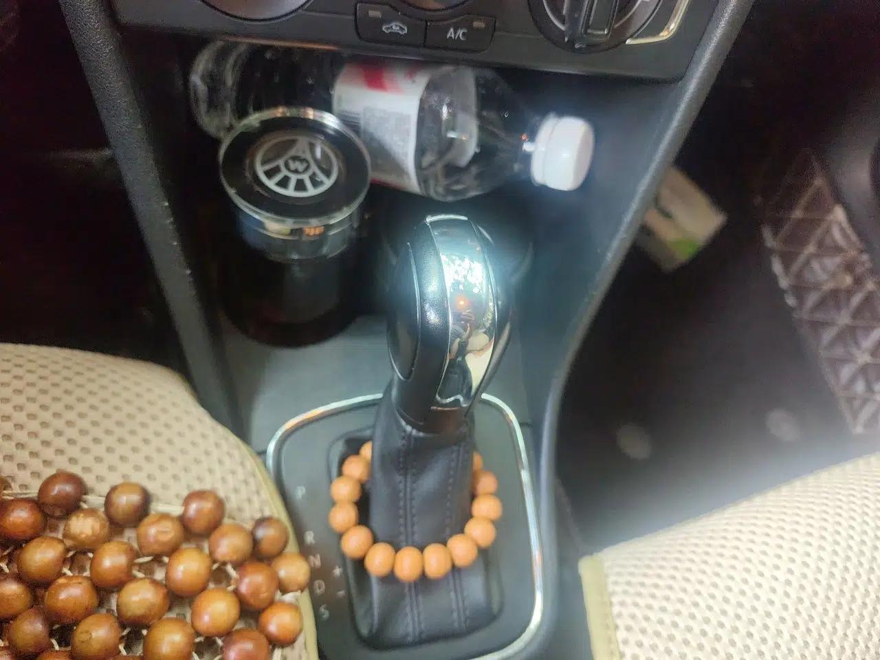 Volkswagen Polo 2014 1.6L Automatic Comfort Edition — миниатюра 14