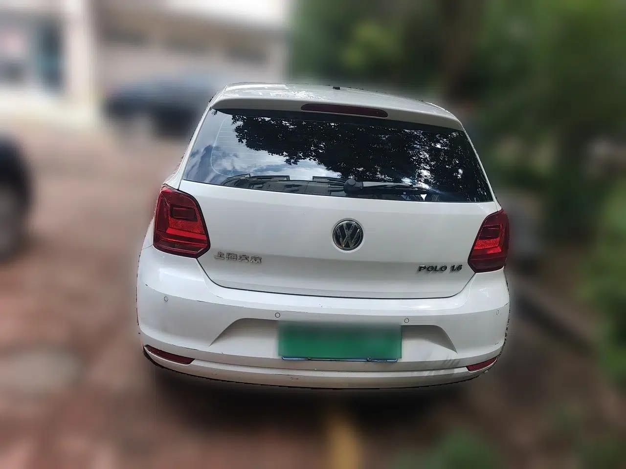 Volkswagen Polo 2014 1.6L Automatic Comfort Edition — миниатюра 5