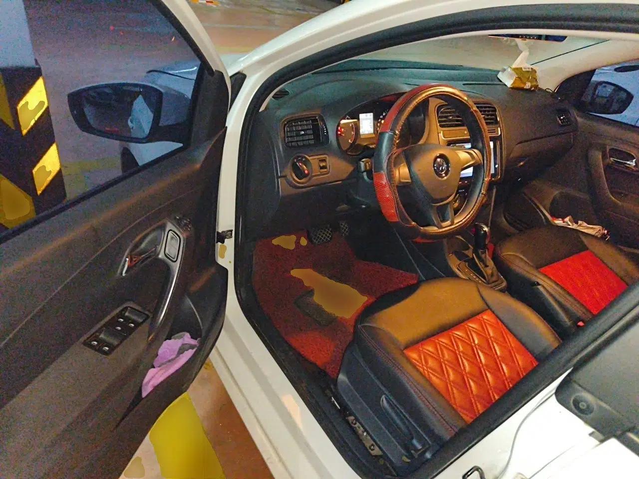Volkswagen Polo 2016 1.4L Automatic Trendy Model — миниатюра 16