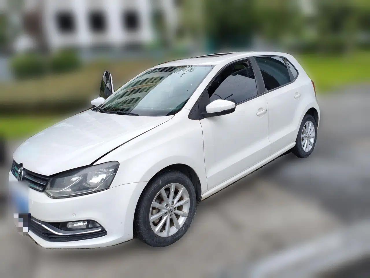 Volkswagen Polo 2014 1.6L Automatic Luxury Edition — миниатюра 1