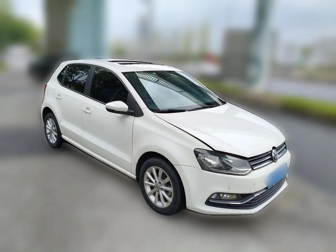 Volkswagen Polo 2014 1.6L Automatic Luxury Edition — миниатюра 3