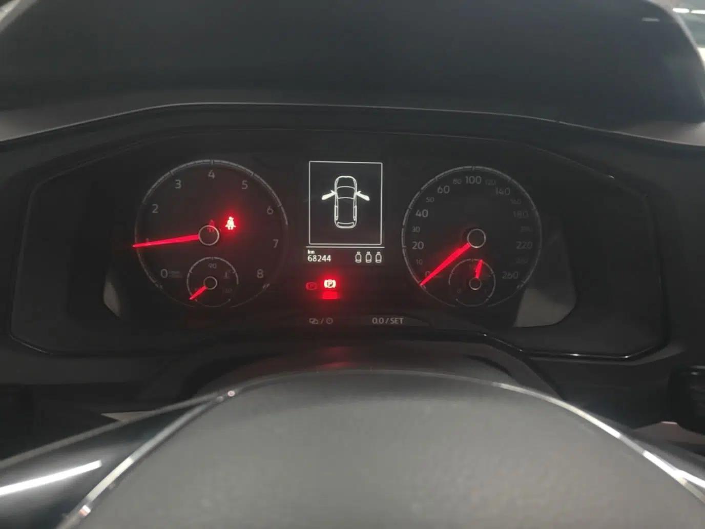 Volkswagen Polo 2019 Plus 1.5L Automatic Panoramic Enjoyment Edition — миниатюра 19