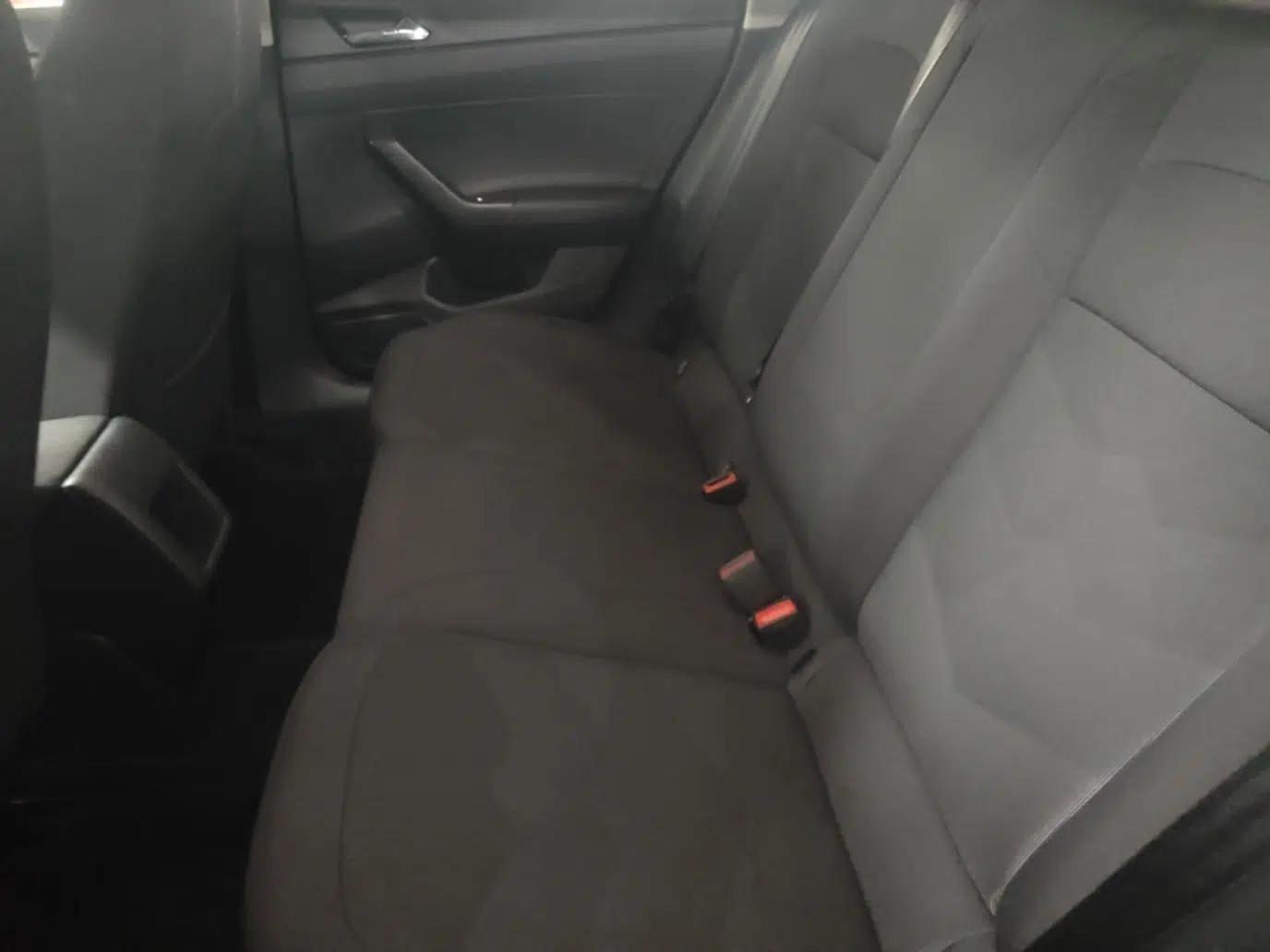 Volkswagen Polo 2019 Plus 1.5L Automatic Panoramic Enjoyment Edition — миниатюра 25
