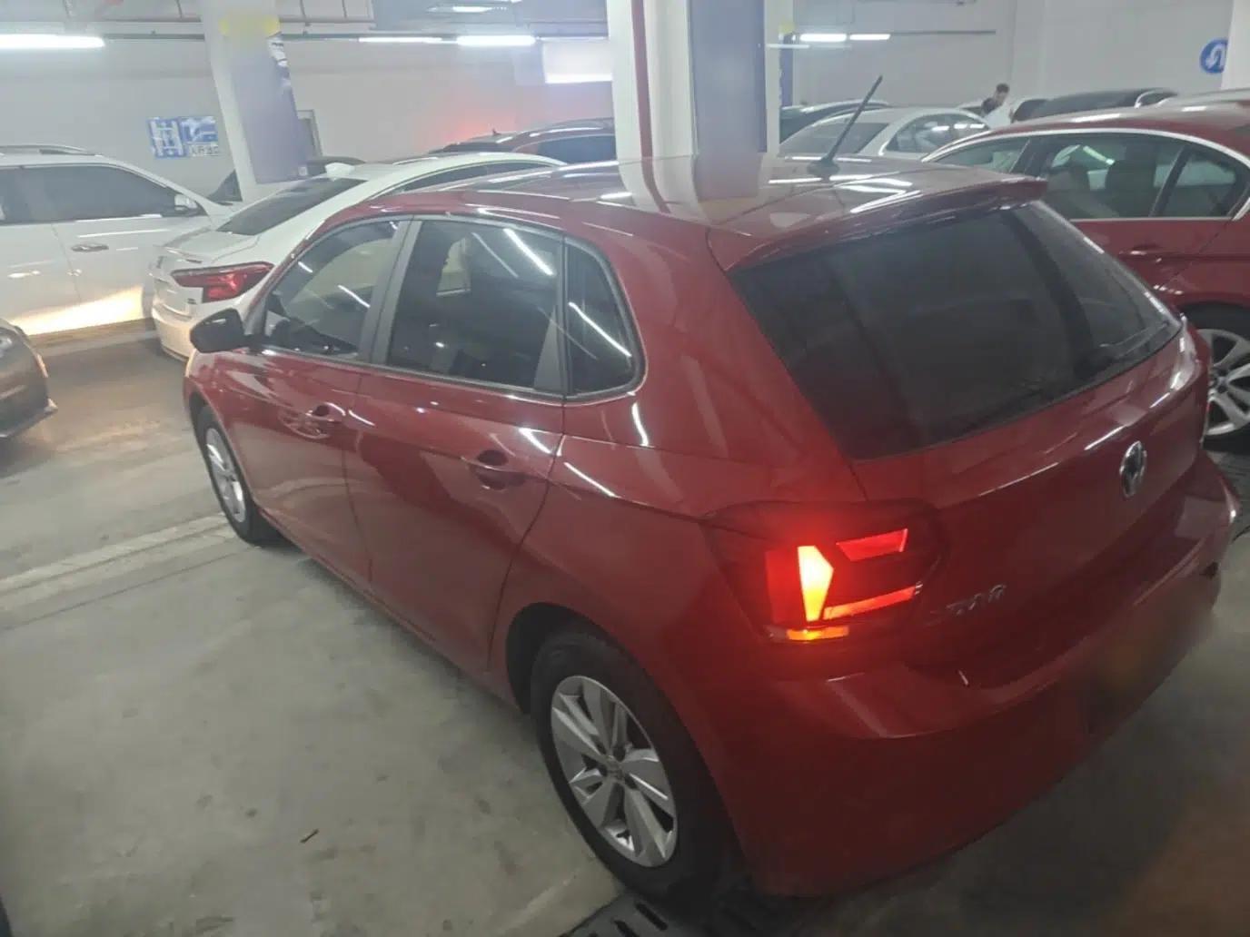 Volkswagen Polo 2019 Plus 1.5L Automatic Panoramic Enjoyment Edition — миниатюра 4