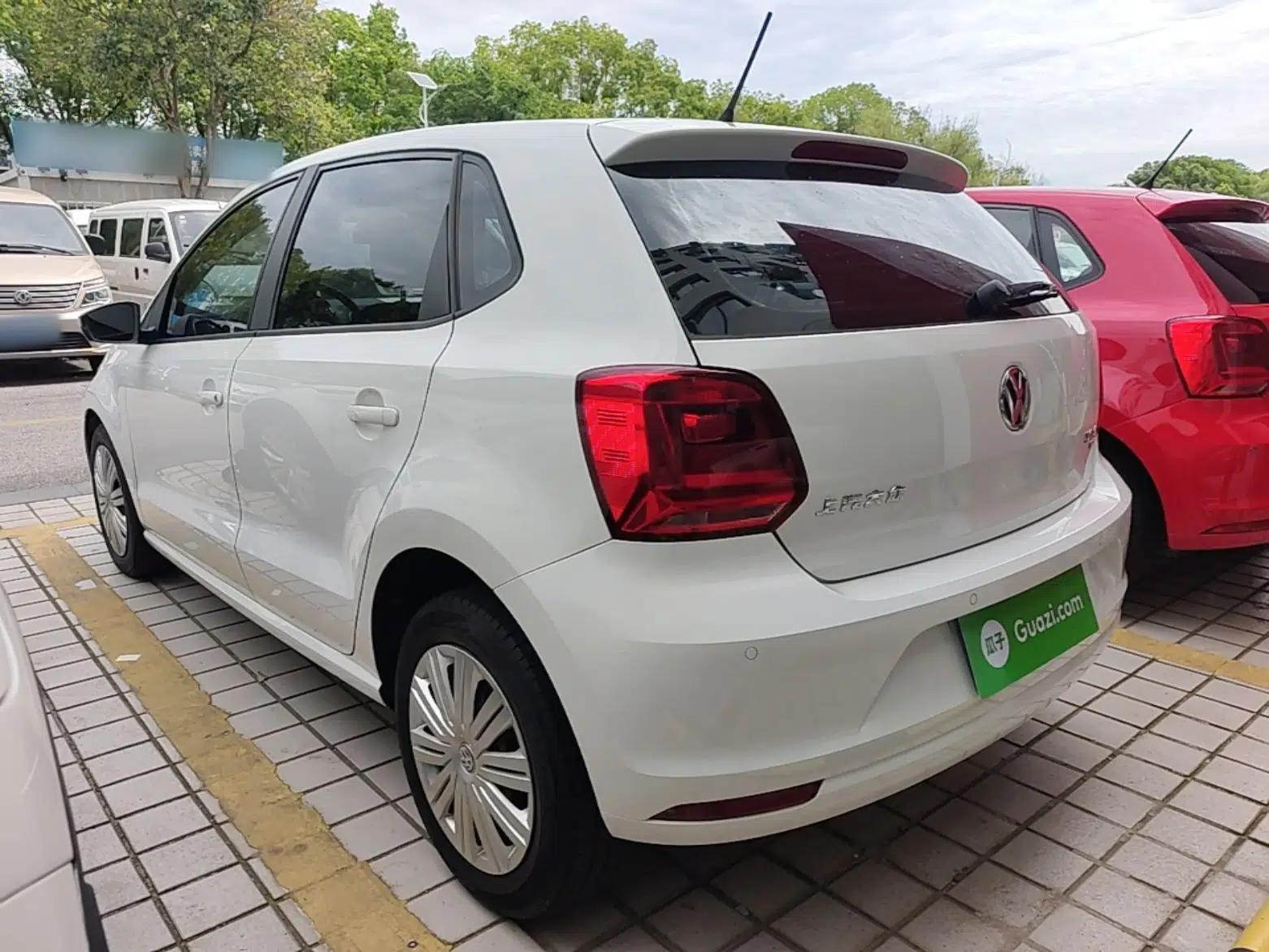 Volkswagen Polo 2018 1.5L Automatic Enjoyment Model — миниатюра 13