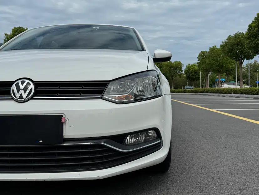 Volkswagen Polo 2018 1.5L Automatic Enjoyment Model — миниатюра 19