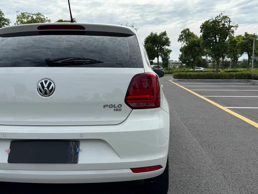 Volkswagen Polo 2018 1.5L Automatic Enjoyment Model — миниатюра 22