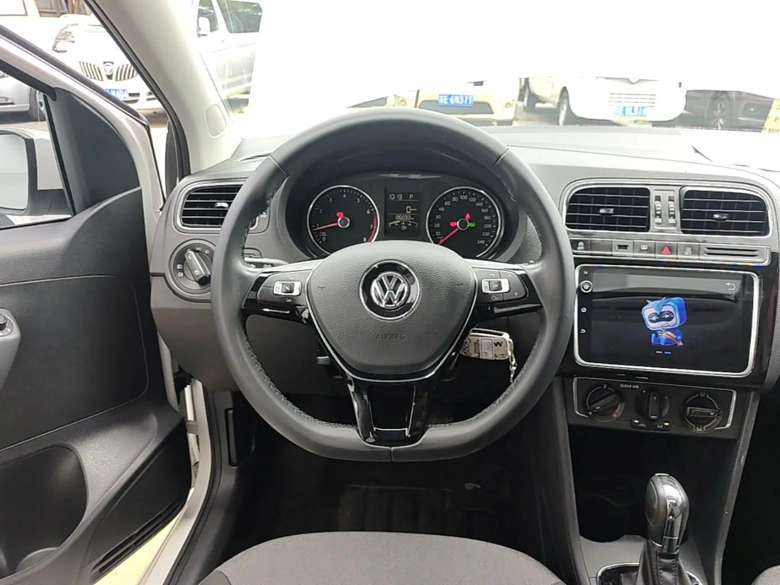 Volkswagen Polo 2018 1.5L Automatic Enjoyment Model — миниатюра 24