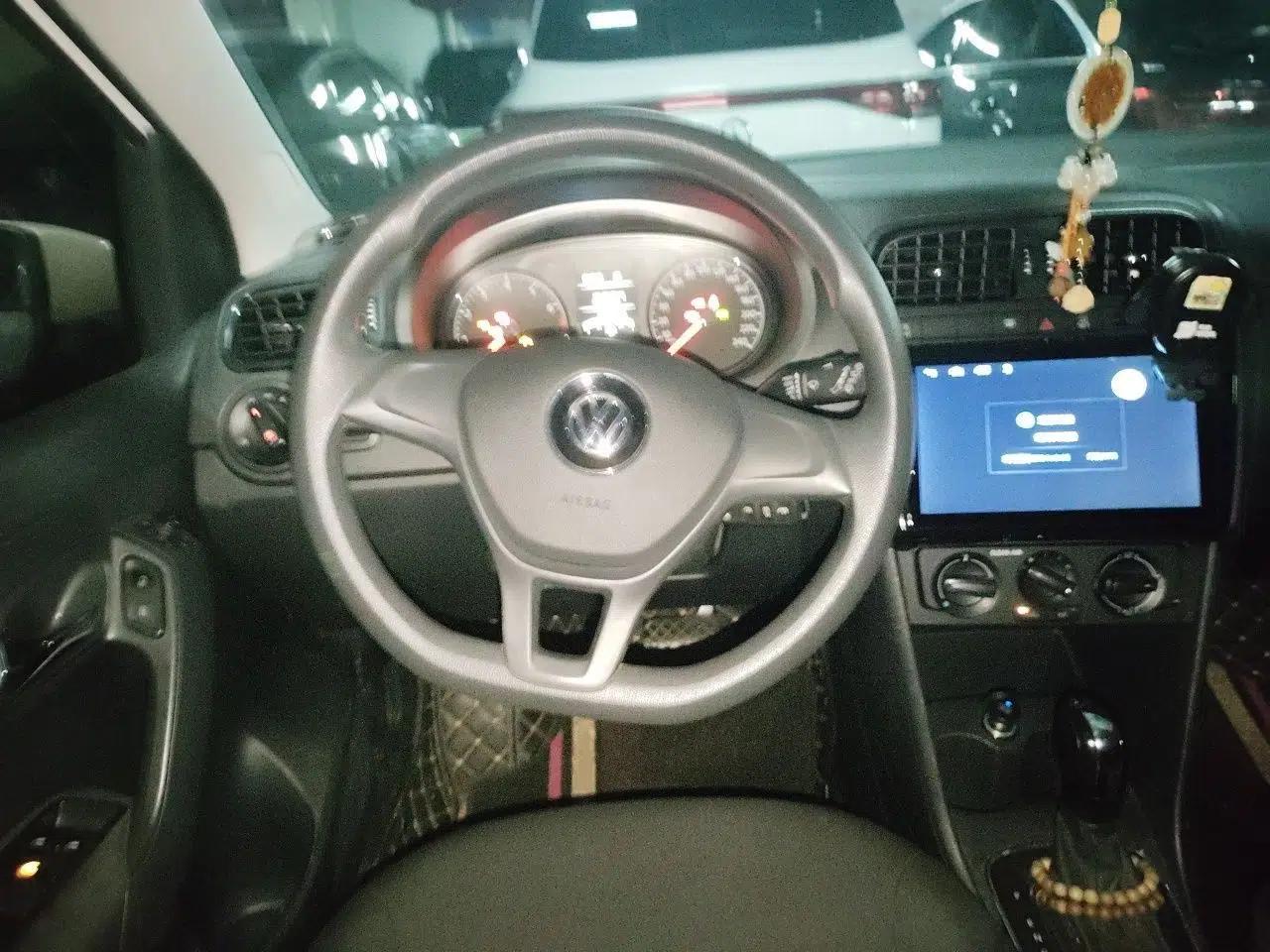 Volkswagen Polo 2018 1.5L Automatic Advanced Driving Model — миниатюра 10