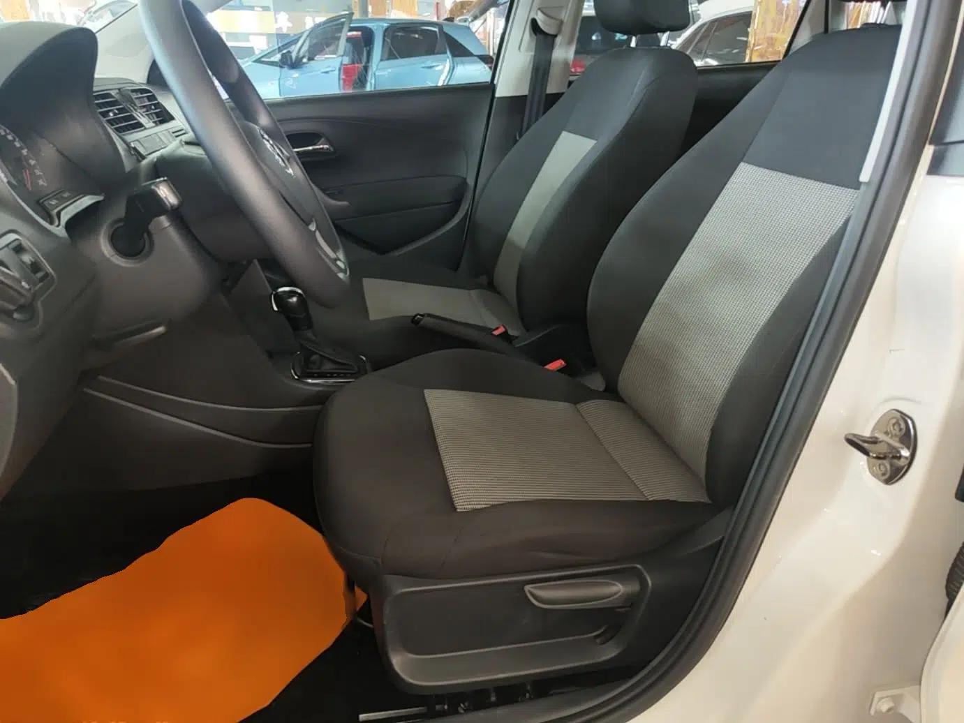 Volkswagen Polo 2018 1.5L Automatic Advanced Driving Model — миниатюра 17