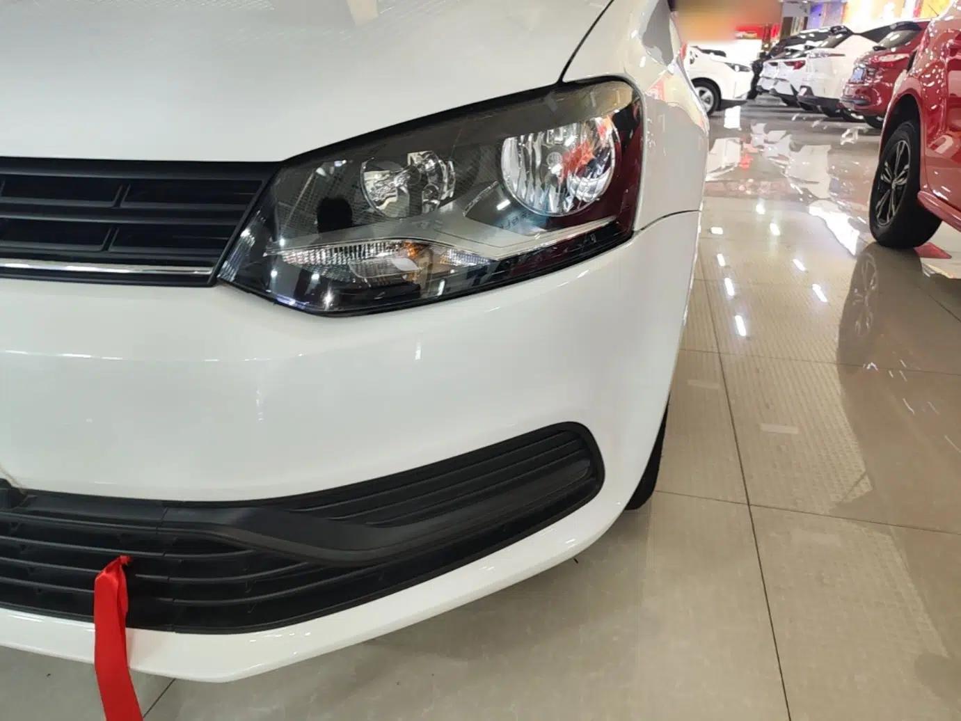 Volkswagen Polo 2018 1.5L Automatic Advanced Driving Model — миниатюра 8